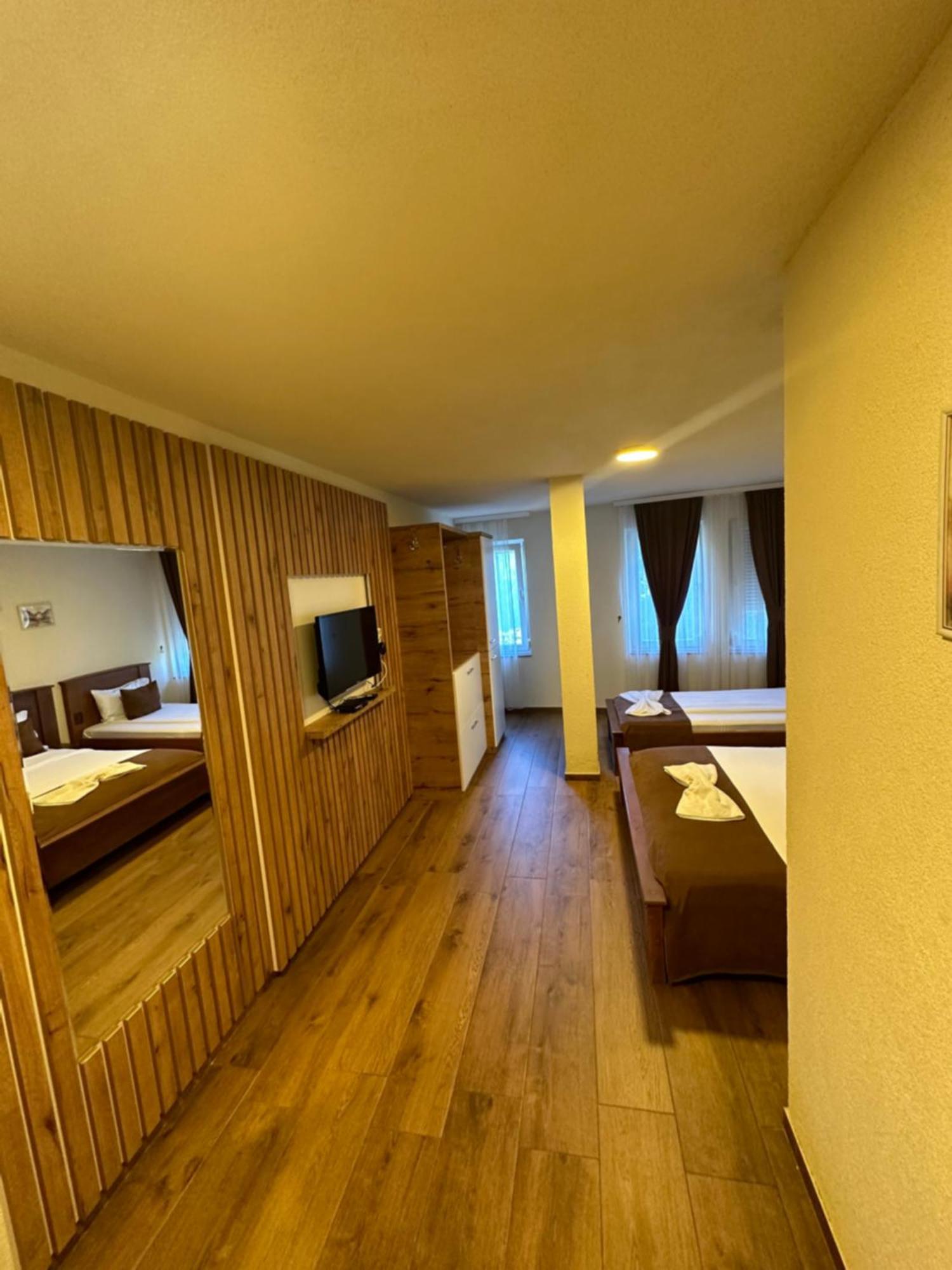 Hotel Panorama Rugove Peć Exterior foto