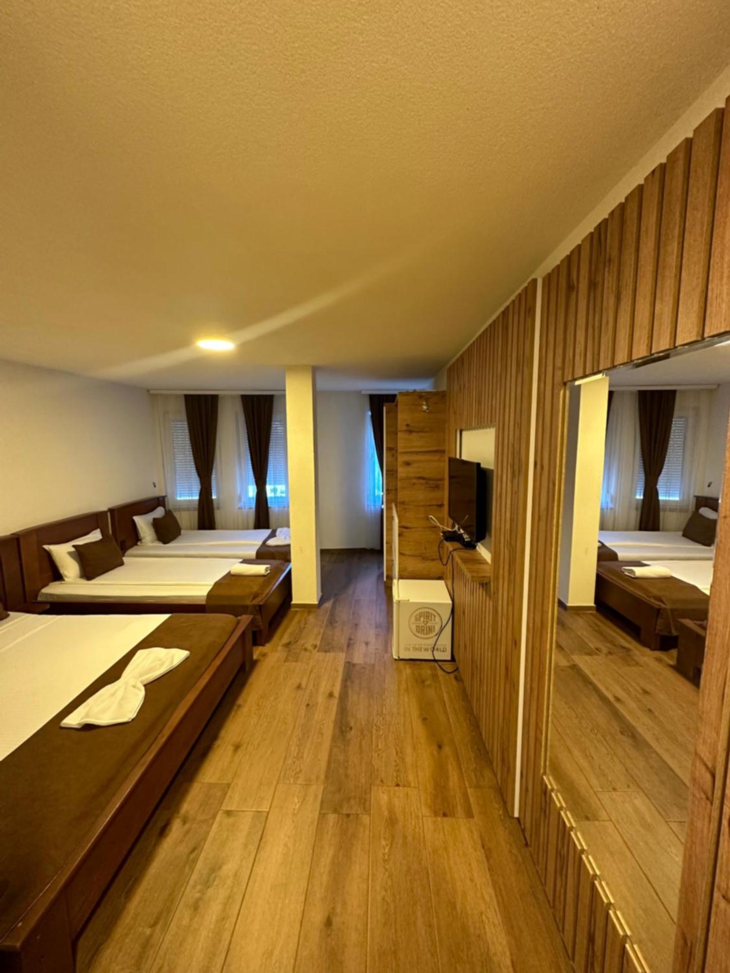 Hotel Panorama Rugove Peć Exterior foto